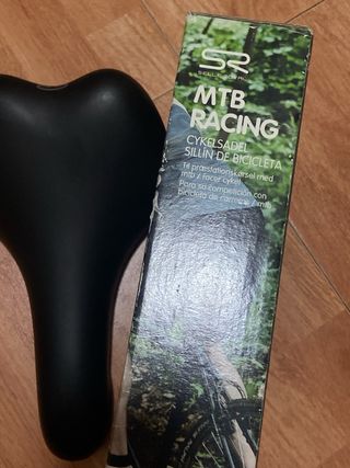 Sillín de bicicleta negro