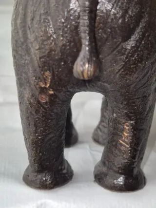 Elefante de Bronce
