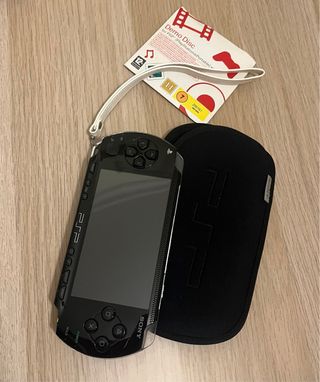 Sony PSP Negra + Funda y Demo Disc