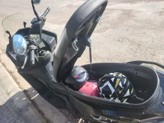 Kymco DTX 125 Scooter