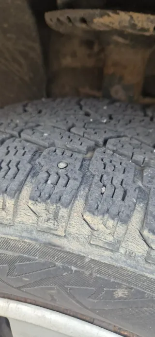 Neumáticos Invierno Nokian 215/65R16C 109/107R