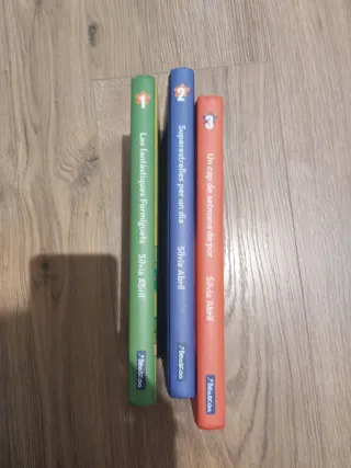 Lot de tres llibres de les fantàstiques Formiguets