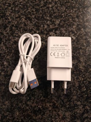 Carregador USB-C 5V/2A