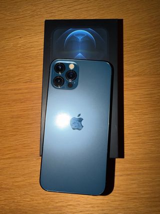 iPhone 12 Pro 256 GB Aspecto impecable y todo orig