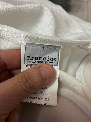 Sottoveste bianca con pizzo