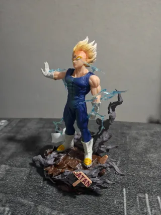 Figura Vegeta Majin