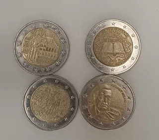 Varias monedas 2 Euros