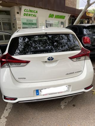 Toyota Auris 2016 hibrido