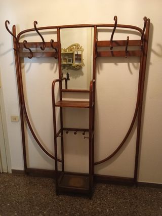 Perchero Thonet antiguo de madera