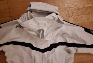 Chaqueta Helly Hansen Blanca y Negra