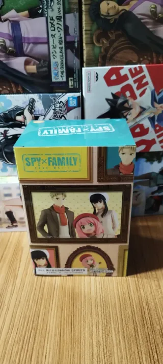 Figura Spy x Family Code: White