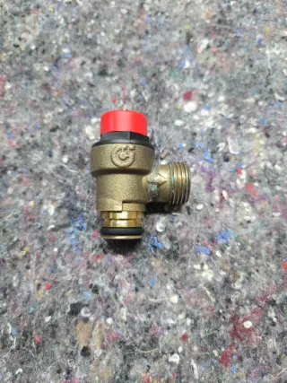 Válvula seguridad caldera Ferroli DOMIproject F24