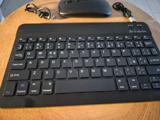 Teclado y Ratón Inalámbricos Negros