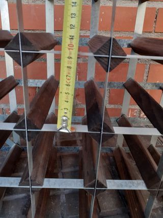 Botellero 24 botellas madera y metal