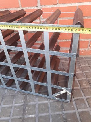 Botellero 24 botellas madera y metal