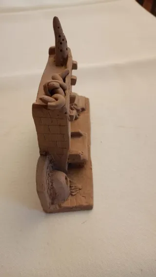 Terracotta casa miniatura