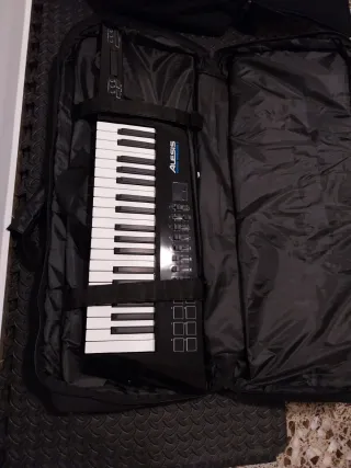 Funda para teclado negro