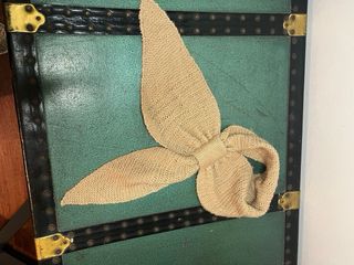 Sciarpa lavorata a maglia color sabbia