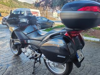 Honda Deauville 700 ABS 2006 - 26.586 km