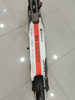 PATINETE ELECTRICO SEGWAY NINEBOT E3 + CAJA