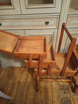 Costurero de madera vintage