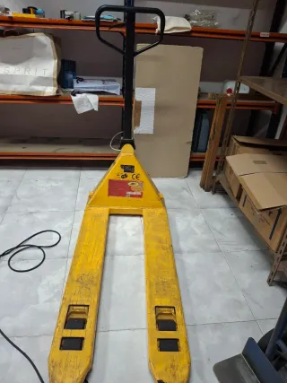 Transpaleta Manual Amarilla