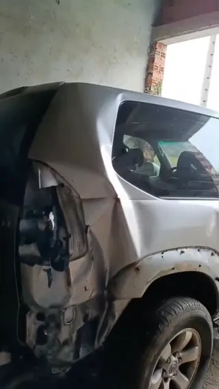 Toyota Land Cruiser 100 2003