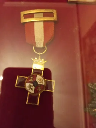 Antiguo Conjunto de 3 condecoraciones militares