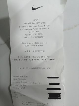 Jordan Max Aura Talla 43 Negro Blanco