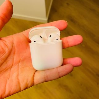 Airpods 1ª Gen Apple Blancos