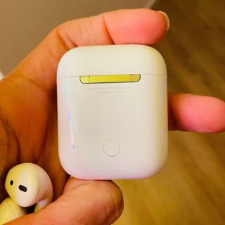 Airpods 1ª Gen Apple Blancos
