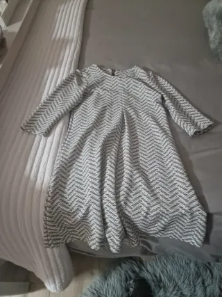 Vestido corto estampado zigzag