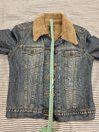 Cazadora vaquera Trafaluc forrada de Zara