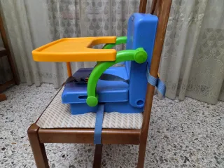 Trona de viaje plegable