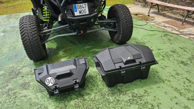 Polaris  RZR Turbo R 2024