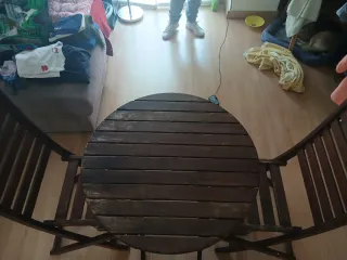 Mesa redonda madera y 2 sillas terraza