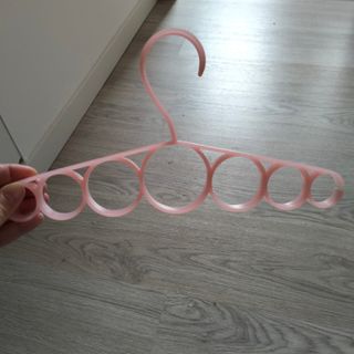 Percha organizadora multiusos