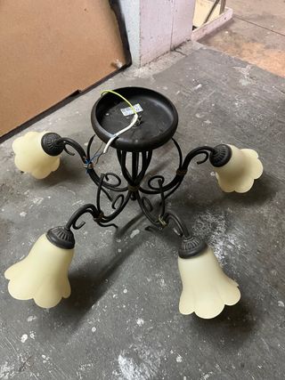 Lámpara de techo 4 tulipas