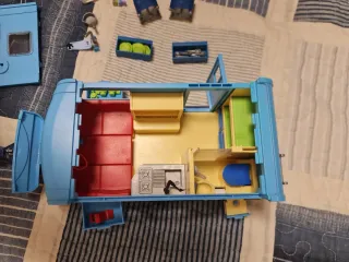 Coche y caravana Playmobil