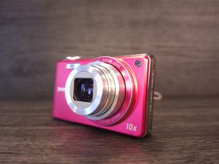 Samsung PL210 Cámara Digital 14.2MP Rosa