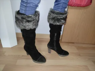 Botas altas tacón marrón con pelo T.39