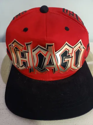 Gorra Chicago Roja y Negra