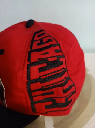 Gorra Chicago Roja y Negra
