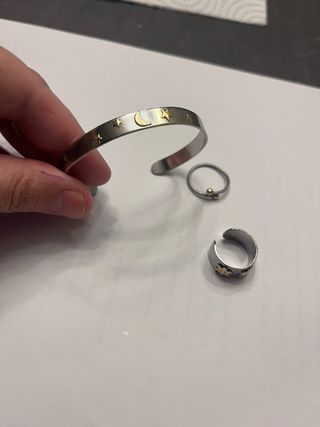 Pulsera y anillo mezcla dorado y plateado