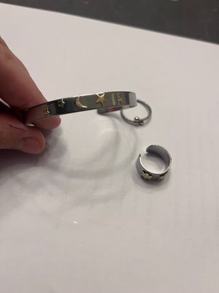 Pulsera y anillo mezcla dorado y plateado