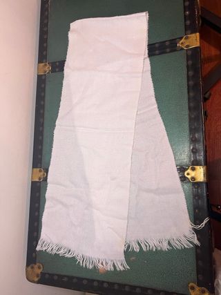 Sciarpa bianca con frange