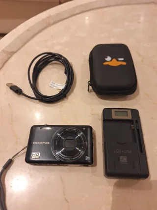 Cámara Digital Olympus VG-160 12MP + Accesorios