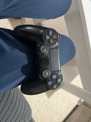 Consola Sony PS4 Negra en perfecto estado