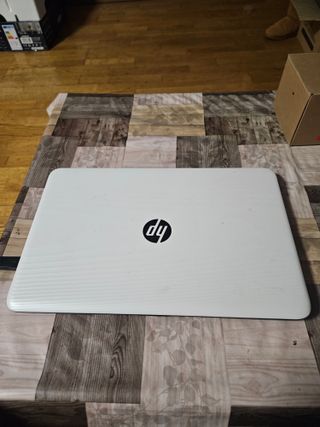 Portátil HP 15-Ay001ns (ENERGY STAR)