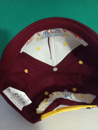 Gorra American League Morada y Amarilla
